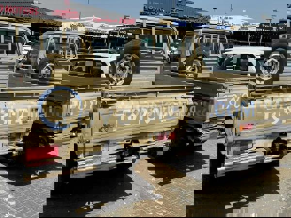 تويوتا سيارات مستعملة للبيع تويوتا سيارات مستعملة للبيع