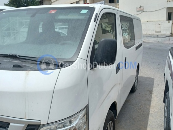 نيسان سيارات مستعملة للبيع