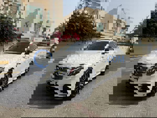 مرسيدس بنز سيارات مستعملة للبيع