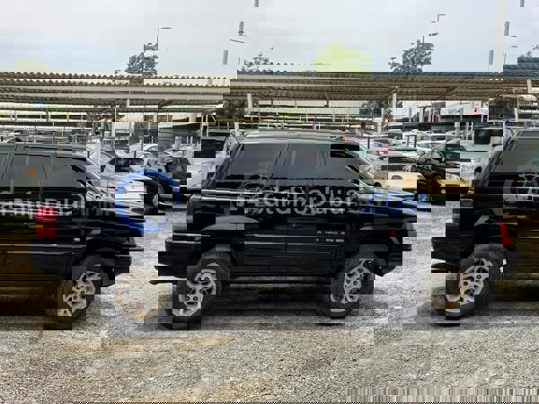 جيب سيارات مستعملة للبيع جيب سيارات مستعملة للبيع