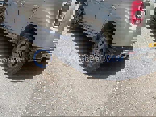 رينو سيارات مستعملة للبيع رينو سيارات مستعملة للبيع