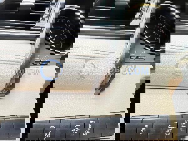 تويوتا سيارات مستعملة للبيع تويوتا سيارات مستعملة للبيع