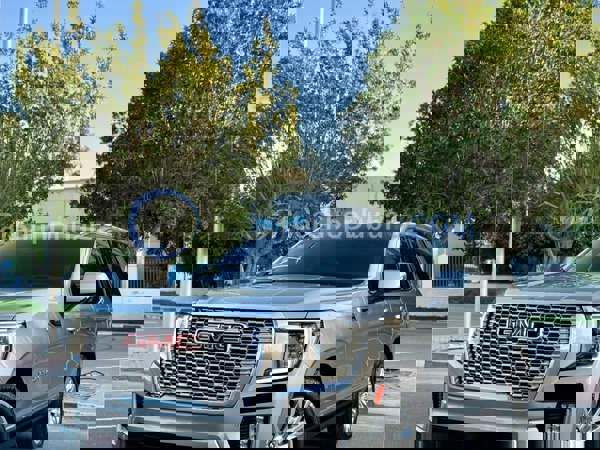 جي ام سي سيارات مستعملة للبيع