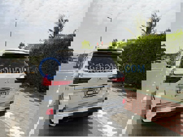 لكزس سيارات مستعملة للبيع لكزس سيارات مستعملة للبيع